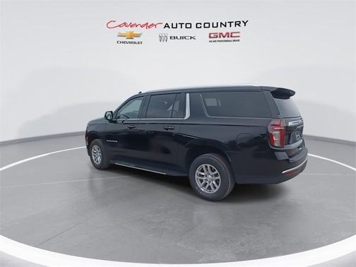 2023 Chevrolet Suburban LT