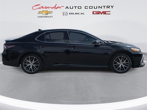 2024 Toyota Camry Hybrid XLE