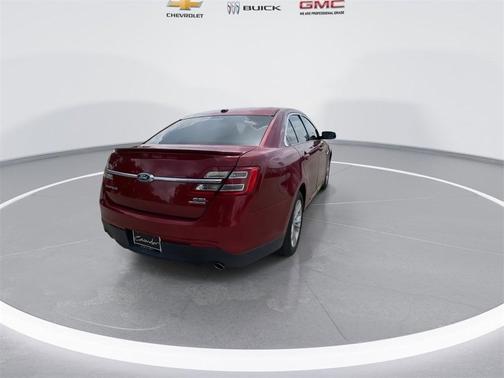 2016 Ford Taurus SEL