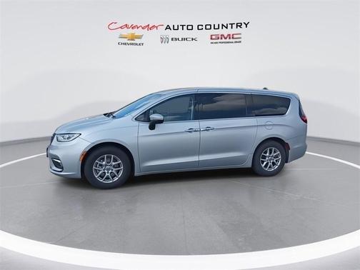 2023 Chrysler Pacifica Touring-L