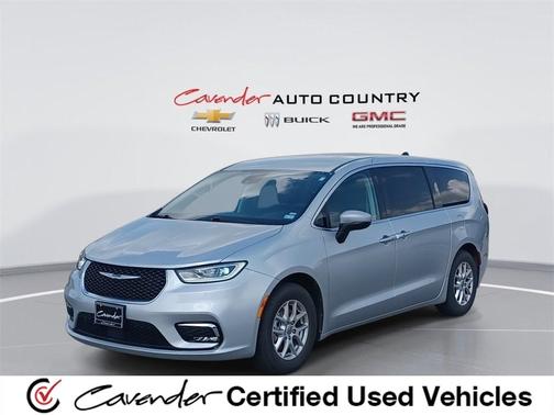 2023 Chrysler Pacifica Touring-L