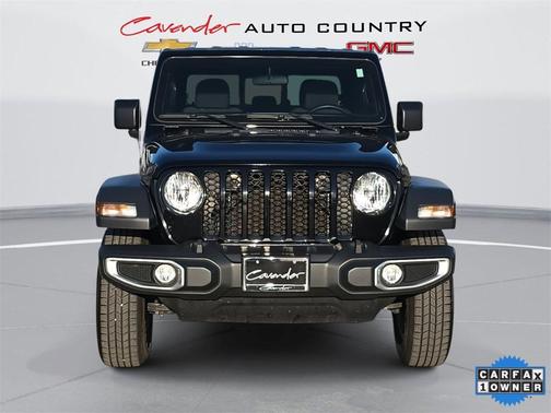 2023 Jeep Gladiator Sport