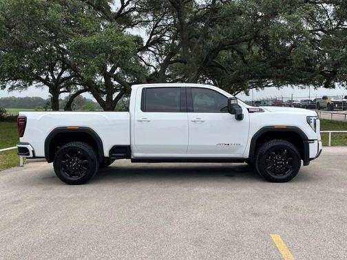 Summit White 2026 GMC Sierra 2500 AT4