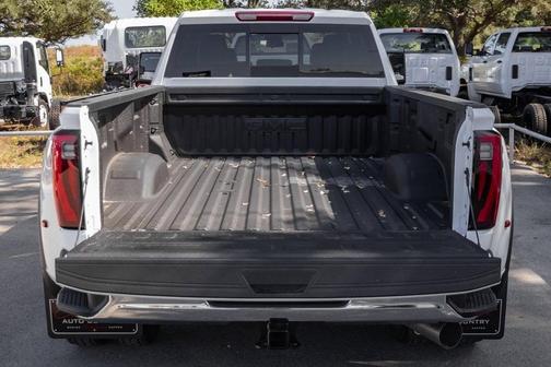 2025 GMC Sierra 3500 SLE