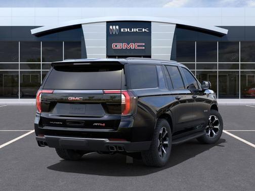 2025 GMC Yukon XL AT4