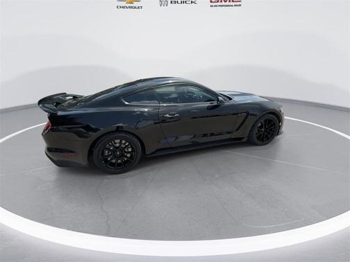 2019 Ford Shelby GT350 Base