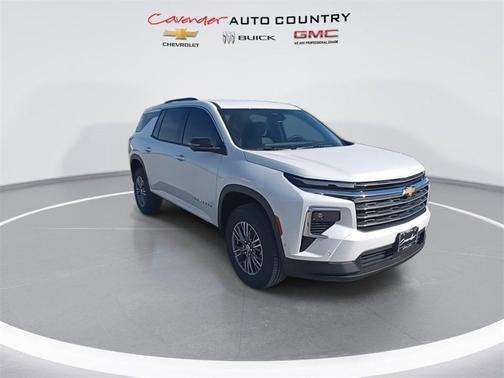 2025 Chevrolet Traverse LT