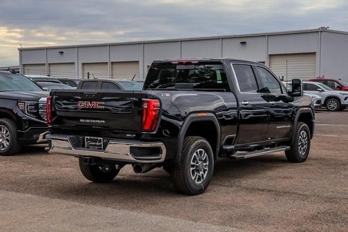 2025 GMC Sierra 2500 SLT