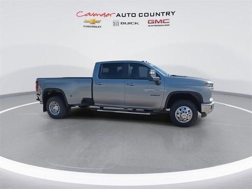 2025 Chevrolet Silverado 3500 LT