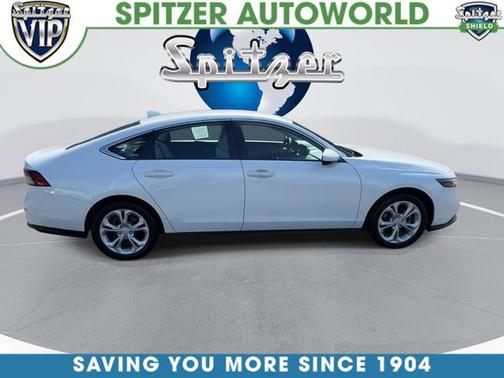 Platinum White Pearl 2024 Honda Accord LX 1.5T