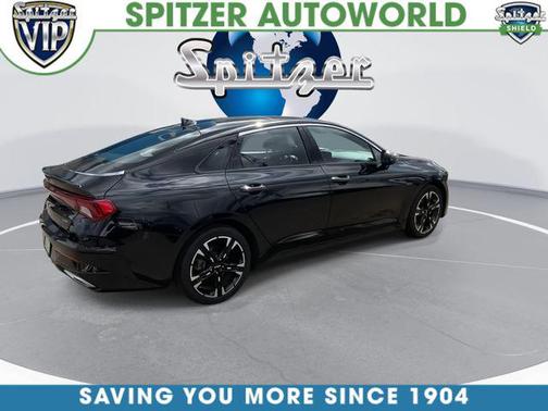 Ebony Black 2024 Kia K5 GT-Line