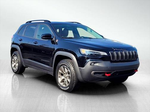 2023 Jeep Cherokee Trailhawk