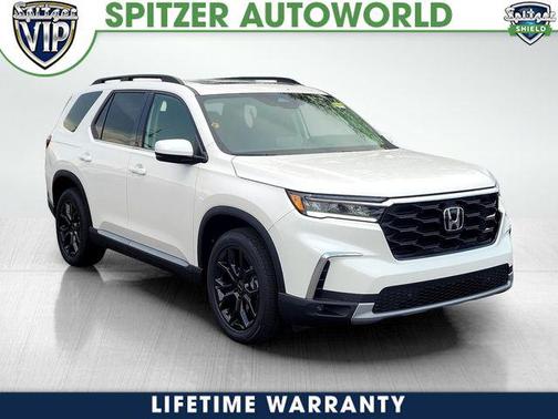 2025 Honda Pilot Touring 8-Passenger