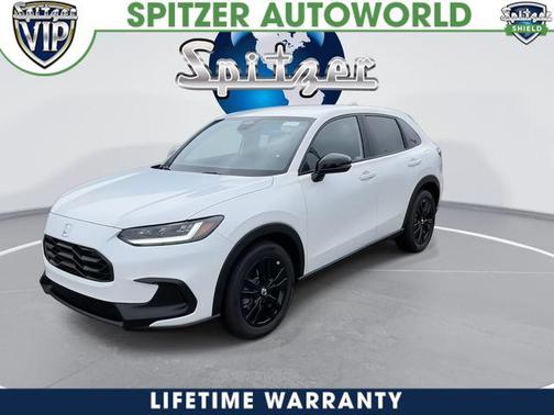 Platinum White Pearl 2026 Honda HR-V AWD Sport