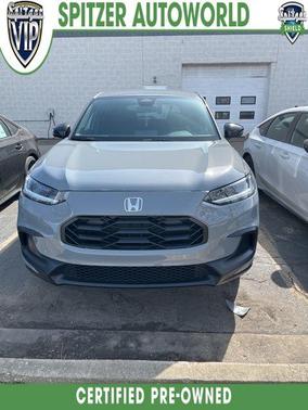 Urban Gray Pearl 2025 Honda HR-V AWD Sport