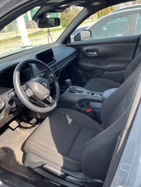Urban Gray Pearl 2025 Honda HR-V AWD Sport