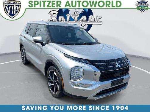 Alloy Silver Metallic 2023 Mitsubishi Outlander SE