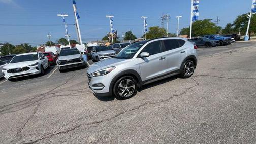 Silver 2017 Hyundai TUCSON Limited