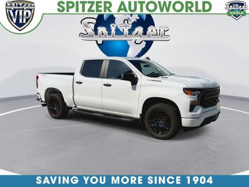 Summit White 2025 Chevrolet Silverado 1500 Custom