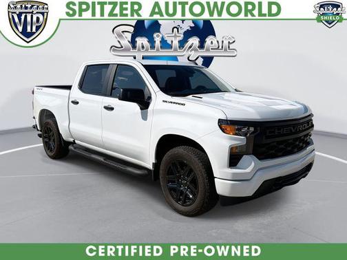 Summit White 2025 Chevrolet Silverado 1500 Custom