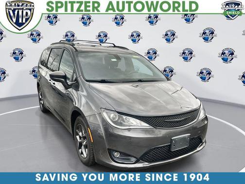2018 Chrysler Pacifica Touring-L Plus