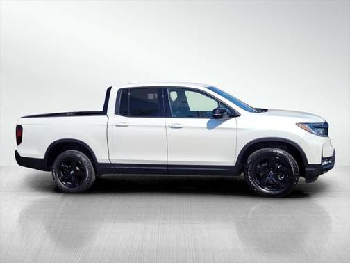 2022 Honda Ridgeline Black