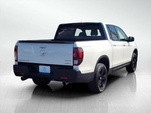 2022 Honda Ridgeline Black