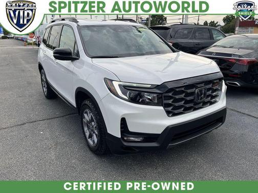 Platinum White Pearl 2023 Honda Passport AWD TrailSport