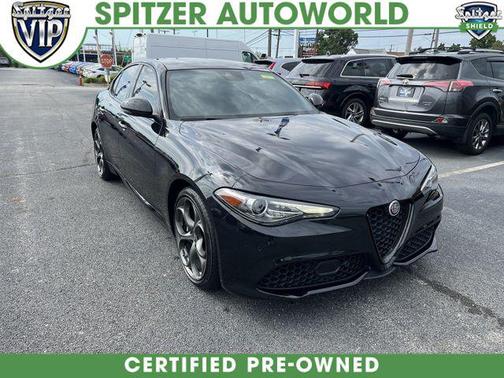 Vulcano Black Metallic 2023 Alfa Romeo Giulia Estrema AWD