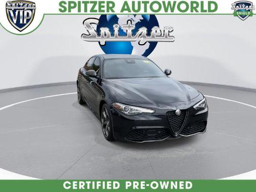 Vulcano Black Metallic 2023 Alfa Romeo Giulia Estrema AWD