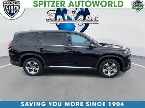 Crystal Black Pearl 2023 Honda Pilot AWD EX-L 7 Passenger