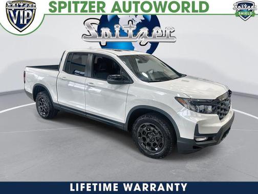 Platinum White Pearl 2026 Honda Ridgeline TrailSport+