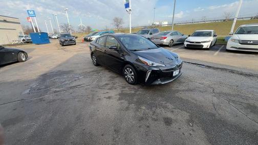 2021 Toyota Prius XLE