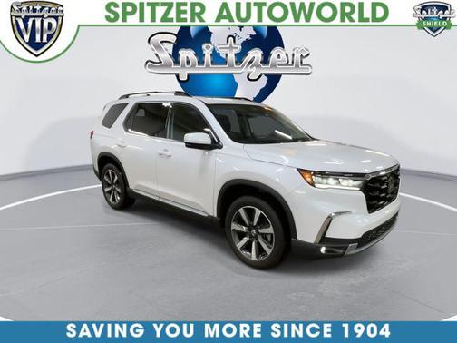 2025 Honda Pilot Touring 8-Passenger