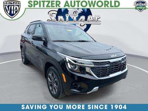 Fusion Black 2024 Kia Seltos S