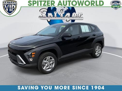 Abyss Black Pearl 2026 Hyundai KONA SE