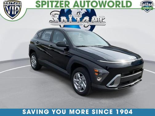 Abyss Black Pearl 2026 Hyundai KONA SE