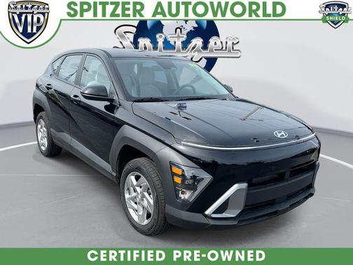 Abyss Black Pearl 2026 Hyundai KONA SE