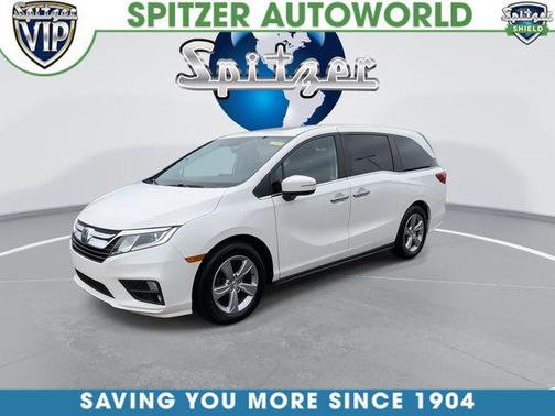 White Diamond Pearl 2018 Honda Odyssey EX-L