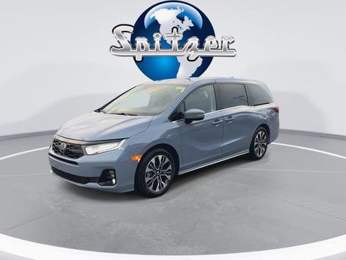 Sonic Gray Pearl 2026 Honda Odyssey Elite