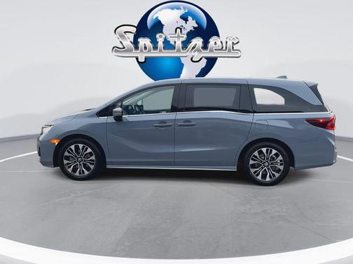 Sonic Gray Pearl 2026 Honda Odyssey Elite