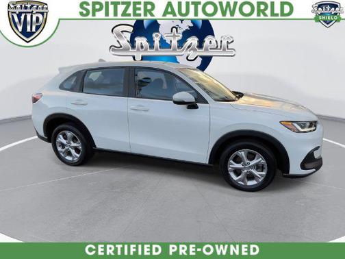 Platinum White Pearl 2024 Honda HR-V LX