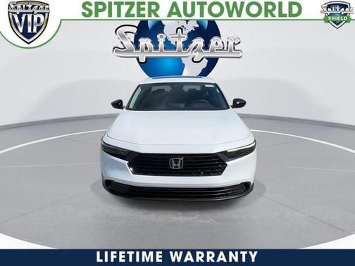Platinum White Pearl 2026 Honda Accord SE