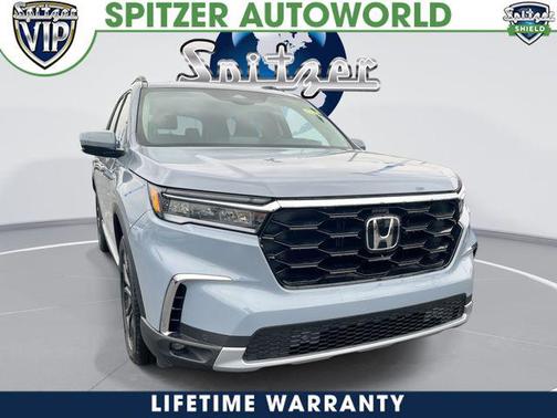 2025 Honda Pilot Touring 8-Passenger
