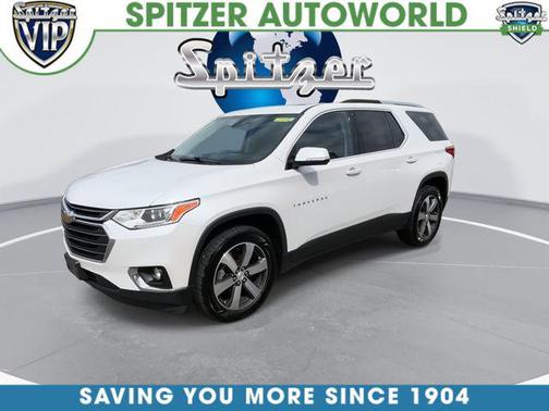 Iridescent Pearl Tricoat 2018 Chevrolet Traverse LT Leather