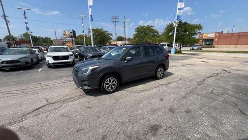 Magnetite Gray Metallic 2023 Subaru Forester Premium