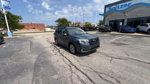Magnetite Gray Metallic 2023 Subaru Forester Premium