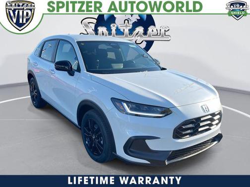 Platinum White Pearl 2027 Honda HR-V Sport