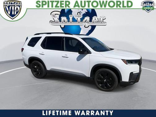 Platinum White Pearl 2026 Honda Pilot Black Edition