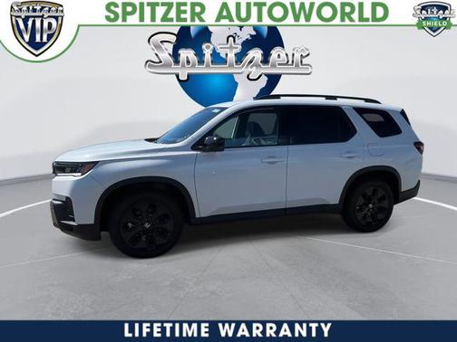 Platinum White Pearl 2026 Honda Pilot Black Edition